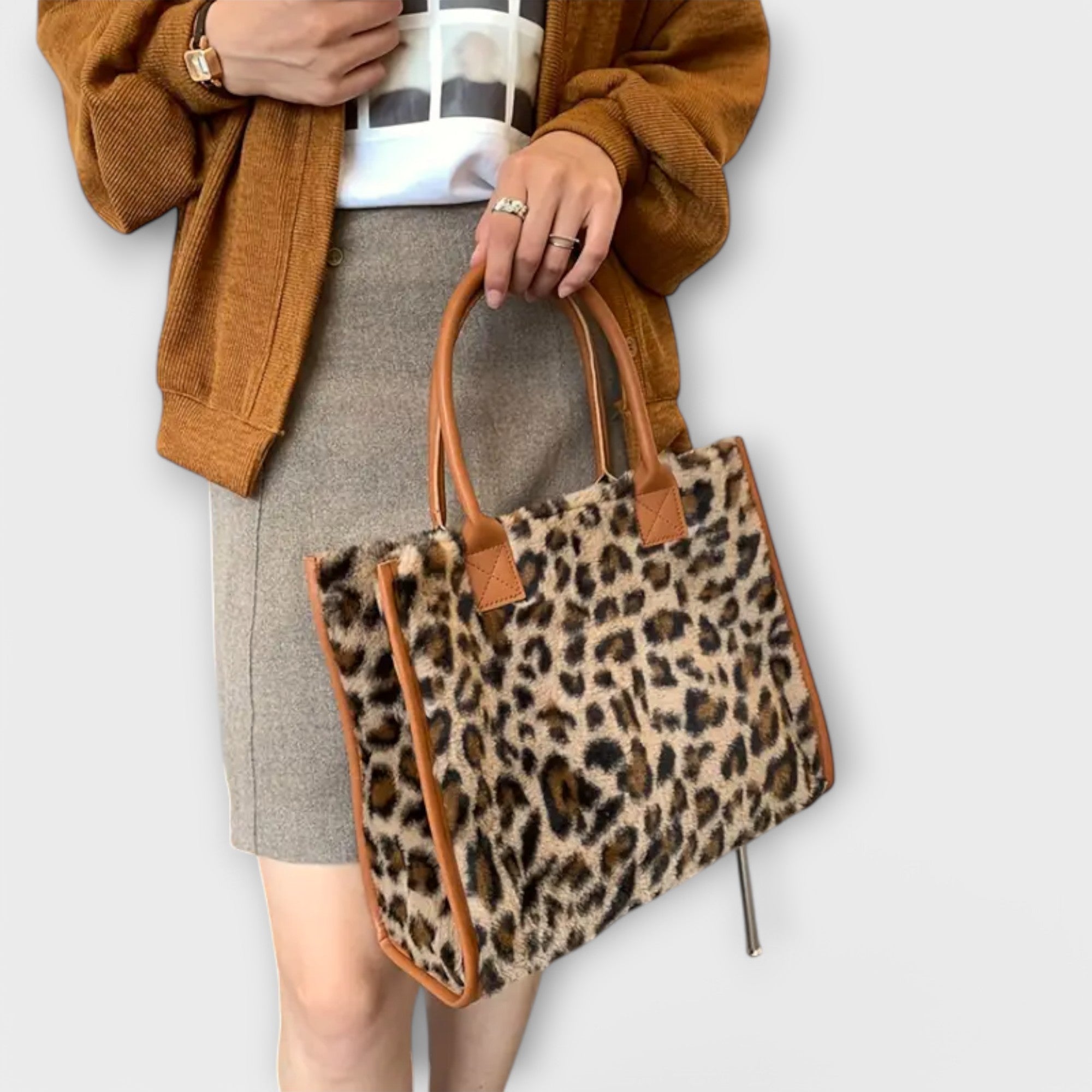 Valentyna - Elegancka torba z leoparda z pluszu
